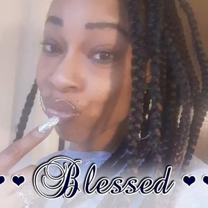 Meet your Posher, Tierra